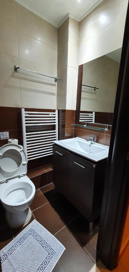 Vivian Hotel ลากานาส ภายนอก รูปภาพ